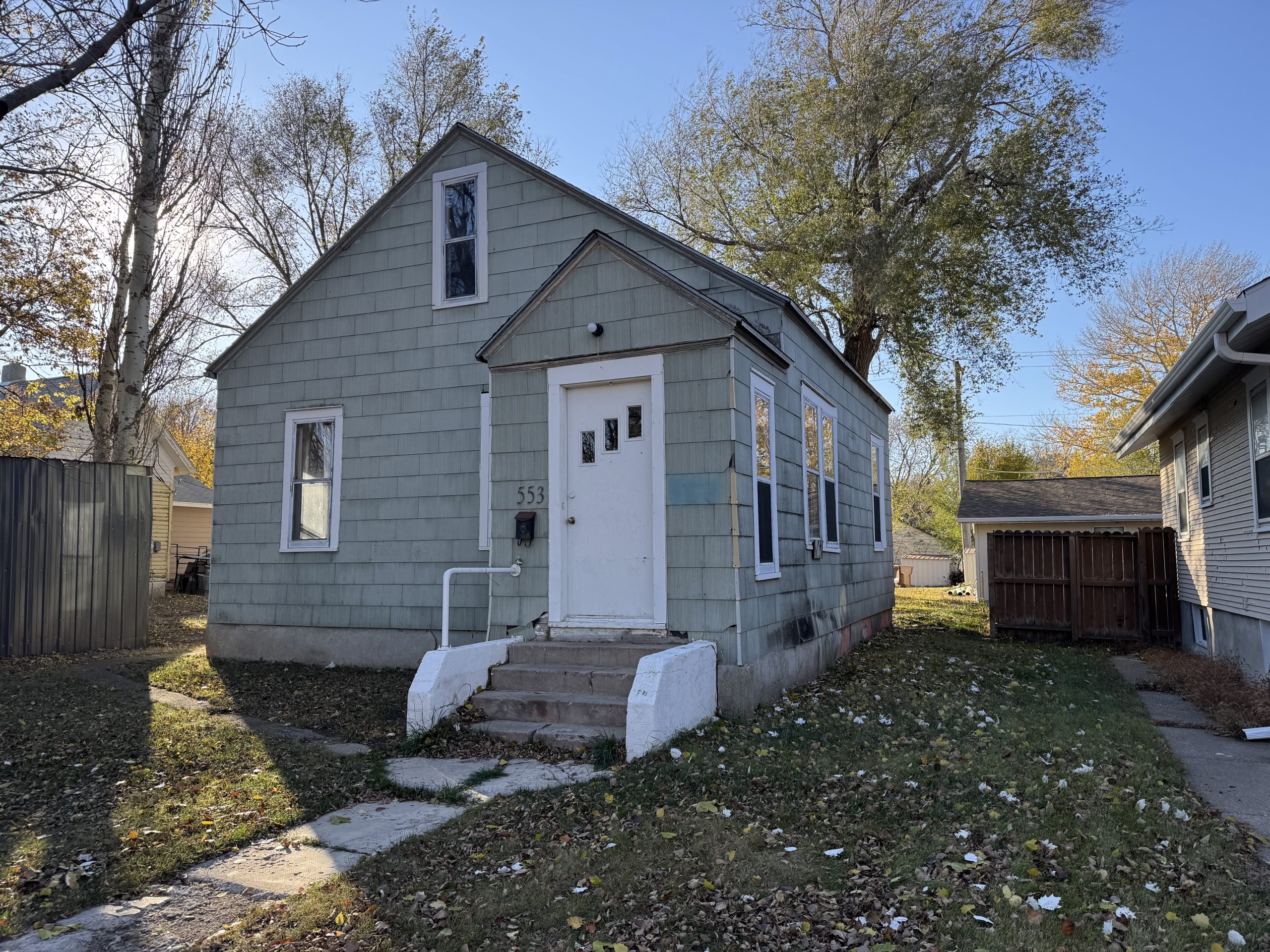 553 Lawnridge SE Huron SD 57350